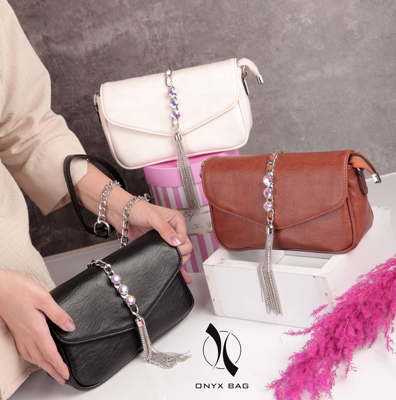 کیف وارداتی برند اونیکس کد 1259